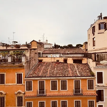 Paradiso Borgia Apartment Rome